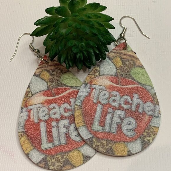 Teacher Earring, Educator Earring, Teacher Appreciation Gift, School Earring - Picture 2 of 4